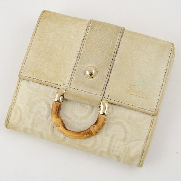 Gucci Handbags - Gucci Vintage Cream GG Bamboo Leather Wallet
